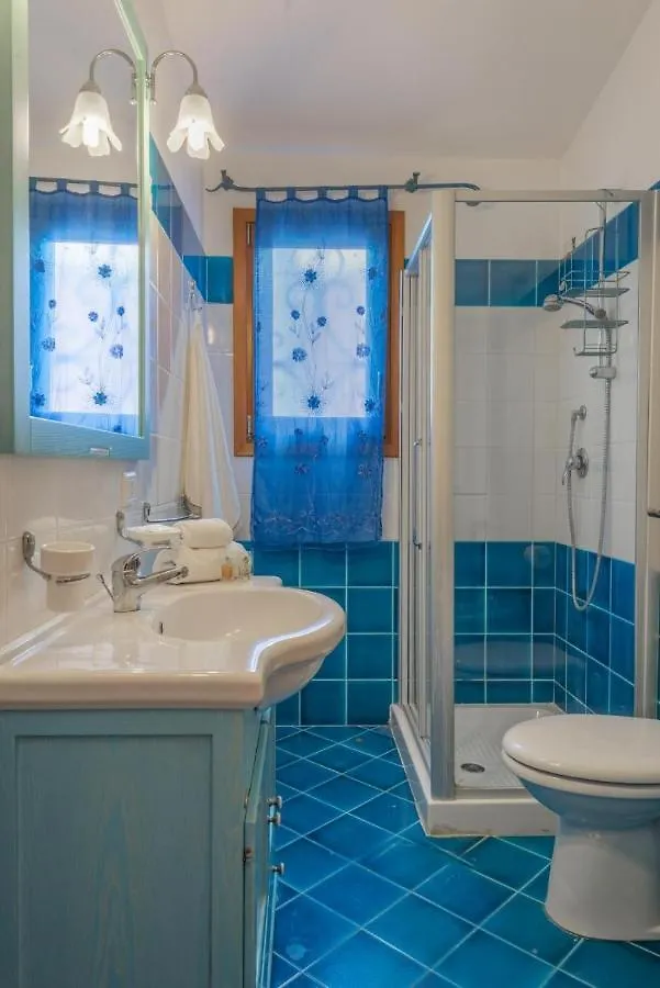 דירה טנאונלה Stunning Residence Bouganvillage Bedroom Numn1315 איטליה
